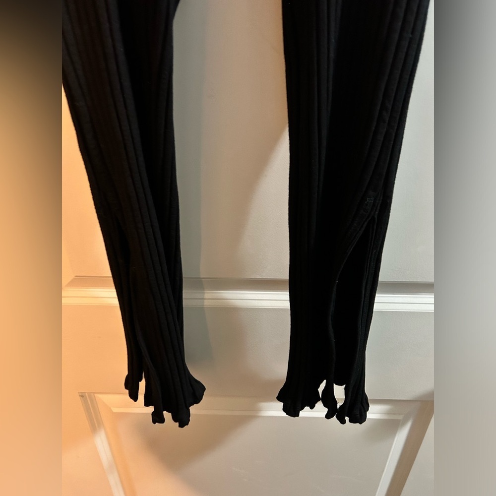 Eileen Fisher ribbed black pants with ankle slit and lettuce hem - Picture 3 of 9